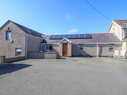 Llanfflewyn House | Gwynlys