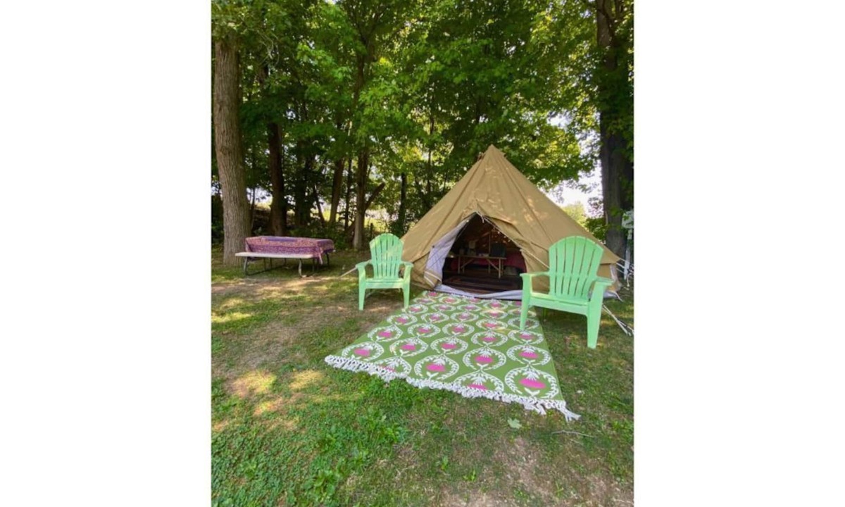 Rushville RV Rental | Gypsy Belle Glamping Tent & Breakfast for 2 in Finger Lakes Wine Country!