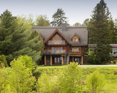 Sainte-Marie Bed & Breakfast | Hébergement "La Maison en Bois Rond"