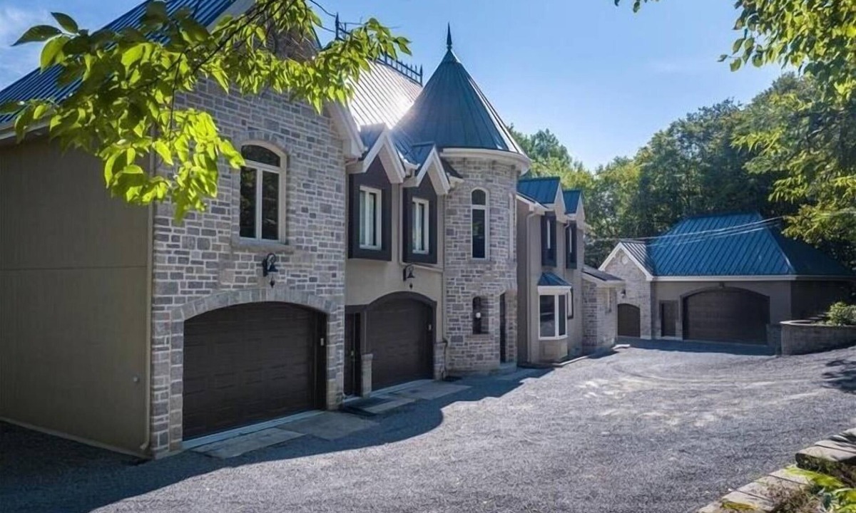 Saint-Alexis-des-Monts House | Hôtel à la maison - Manoir Sacacomie