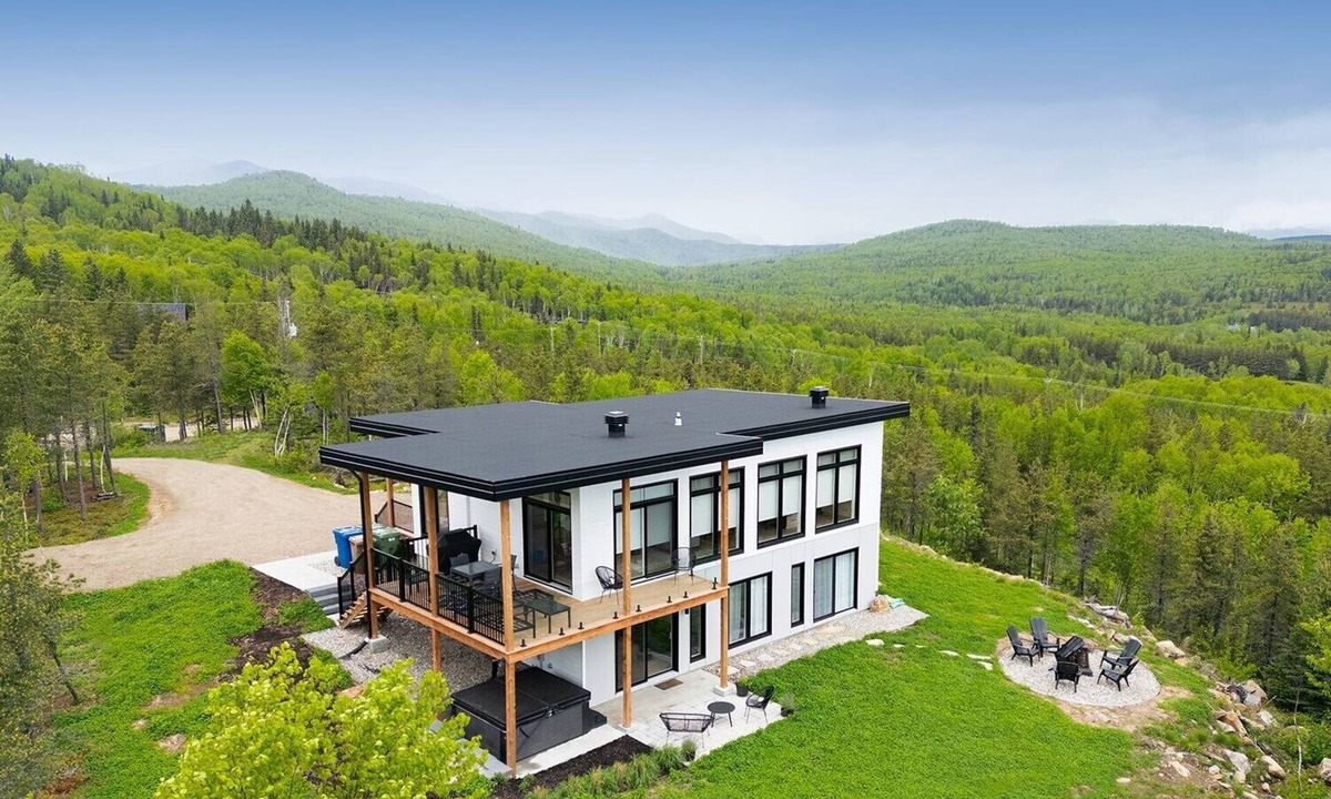 Baie-St-Paul Ski Chalet | Hôtel à la maison - Le 22 Lào, spa et vue