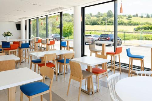 Vaux-les-Pres Hotel | Hôtel AKENA Besançon