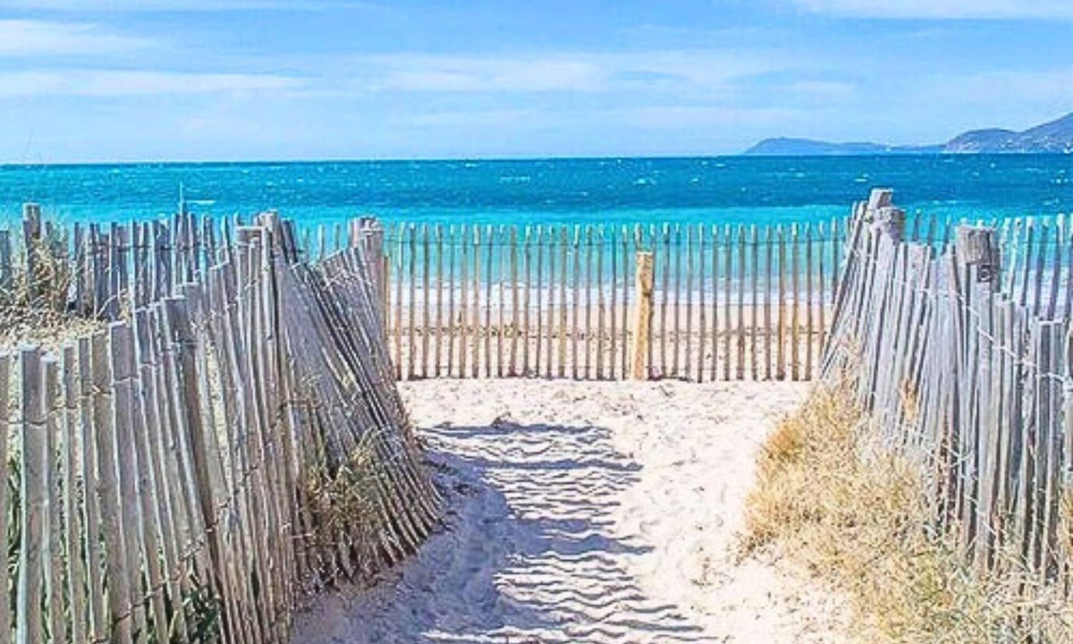 Hyeres Hotel | Hôtel Almanarre Plage