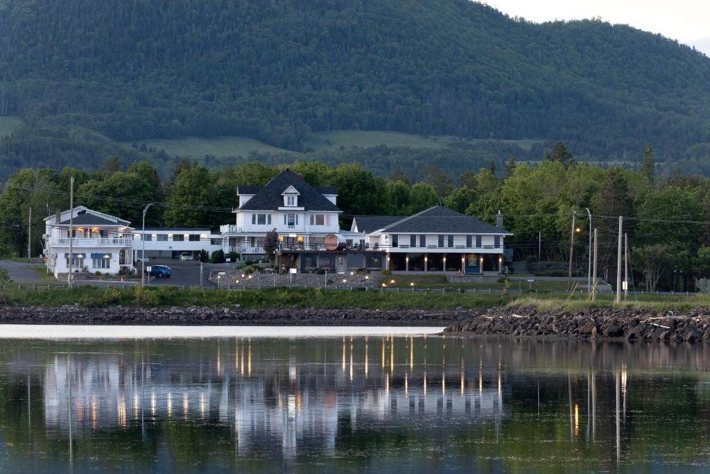Carleton-sur-Mer Hotel | Hôtel Aquamer