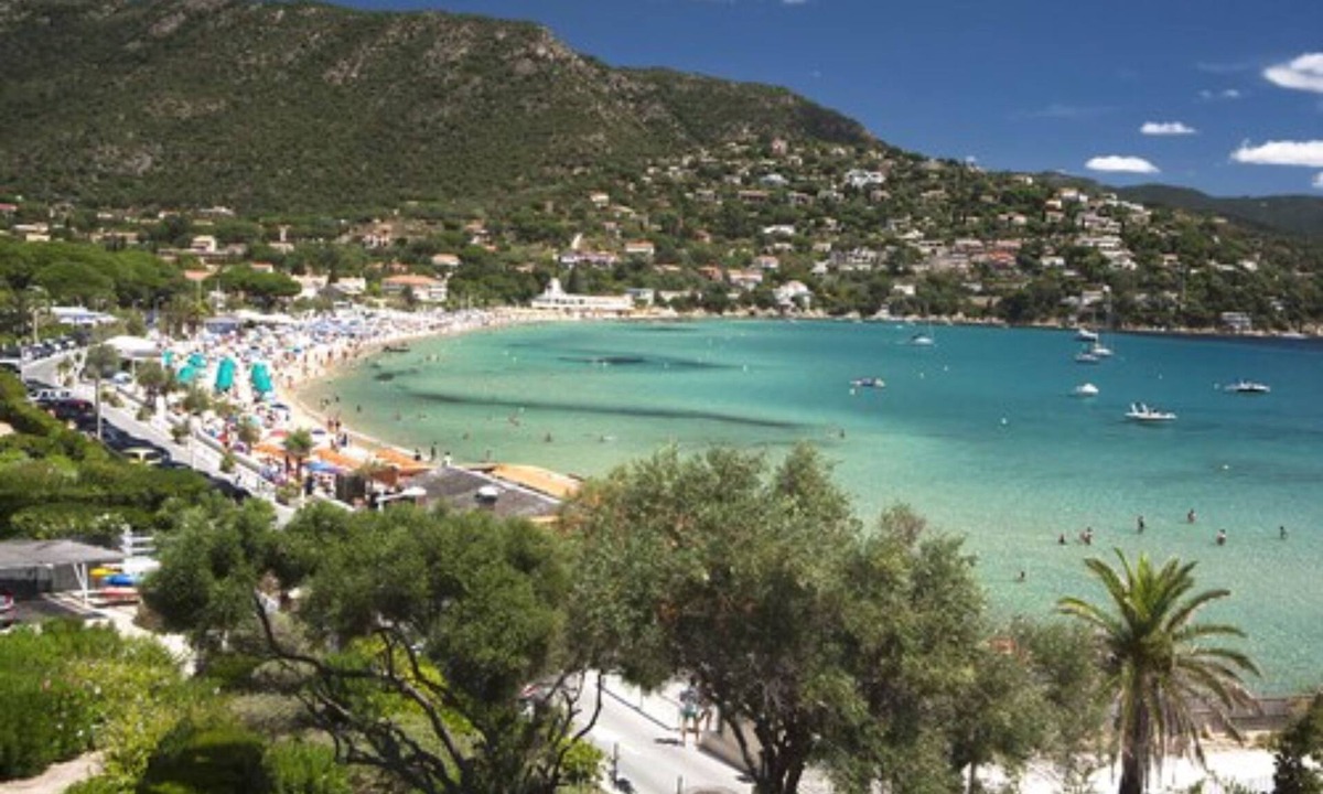 Le Lavandou Hotel | Hôtel Astria