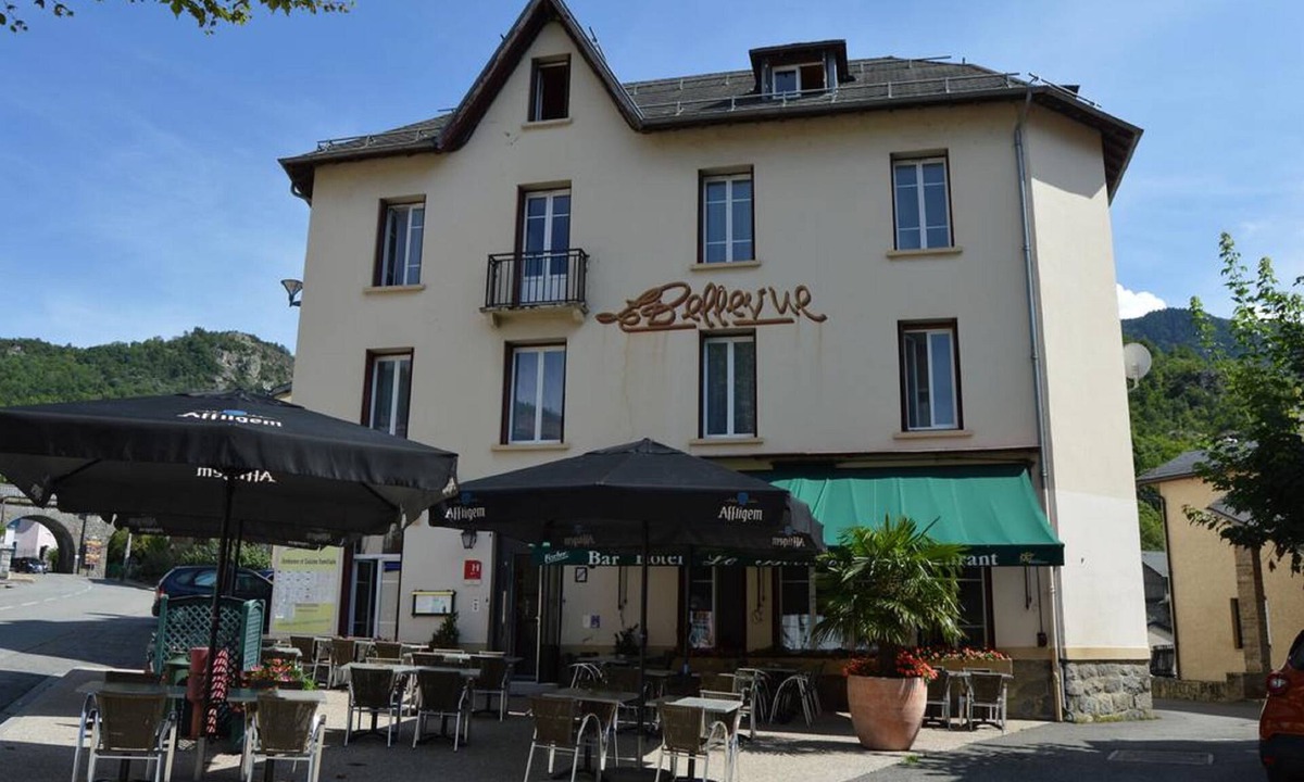 Ax-les-Thermes Hotel | Hôtel-Bar Le Bellevue