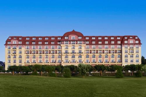 Deauville City Centre Hotel | Hôtel Barrière Le Royal Deauville