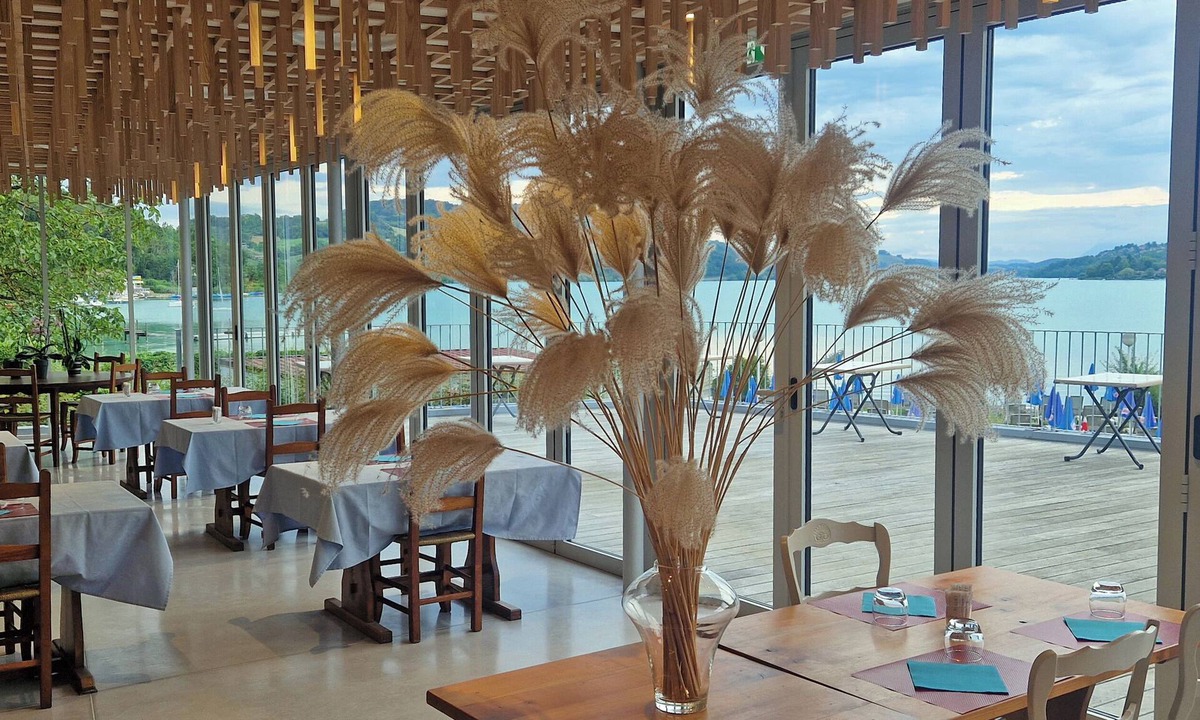 Charavines Hotel | Hôtel Beau Rivage