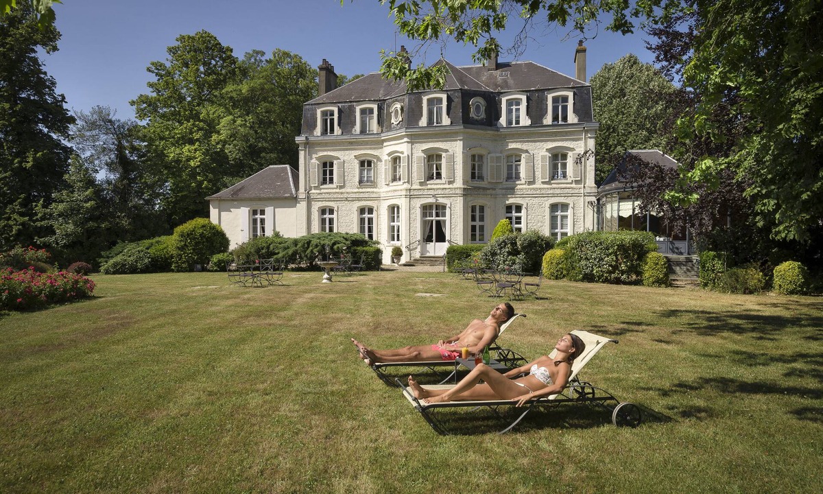 Hesdin-l'Abbe Hotel | Hôtel Château Cléry