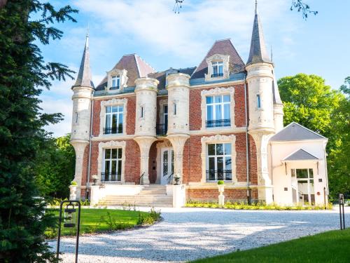 Merelessart Hotel | Hôtel Château Héloïse