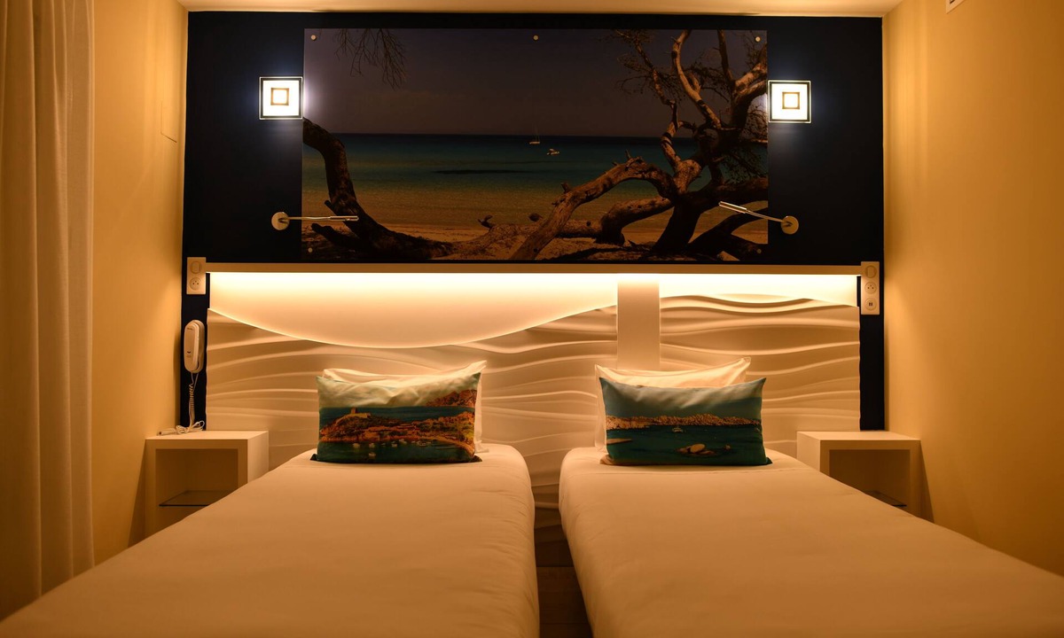 Propriano Hotel | Hôtel Claridge