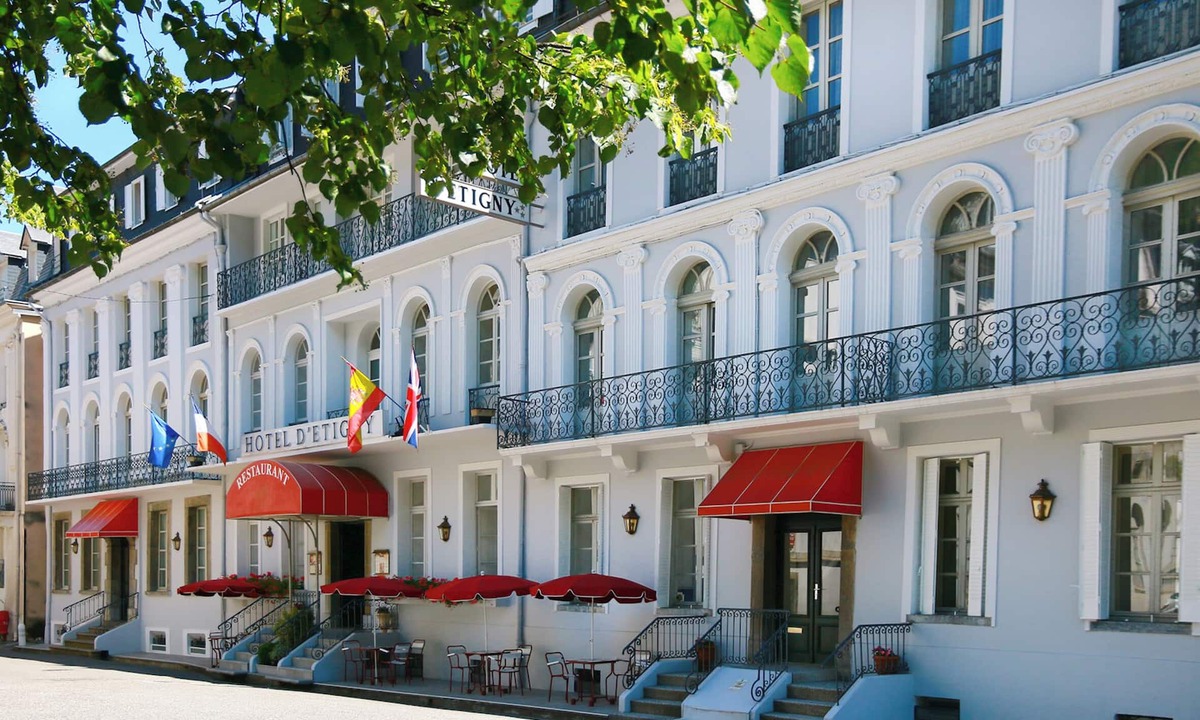 Bagneres-de-Luchon Hotel | Hôtel d'Etigny
