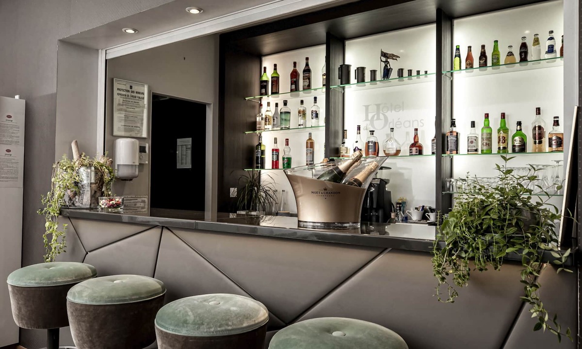 Orleans Hotel | Hôtel d'Orléans