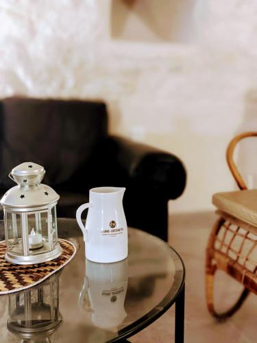 Villiers-Saint-Benoit Hotel | Hôtel de la Croix Blanche