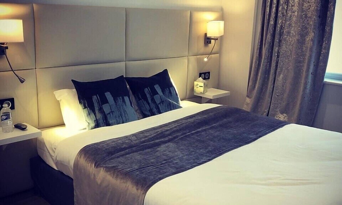 Bapaume Hotel | Hôtel de la Paix