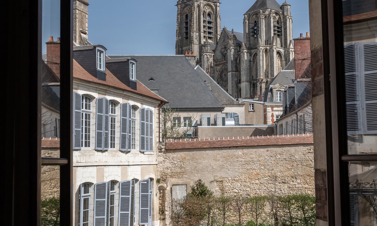 Bourges Apartment | Hôtel de Panette