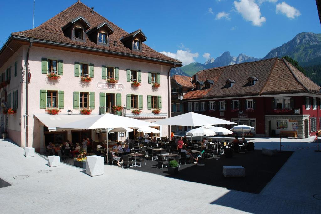 Chateau-d'Oex Hotel | Hôtel de Ville