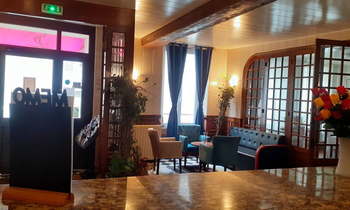 Chateaudun Hotel | Hôtel des Couronnes Châteaudun