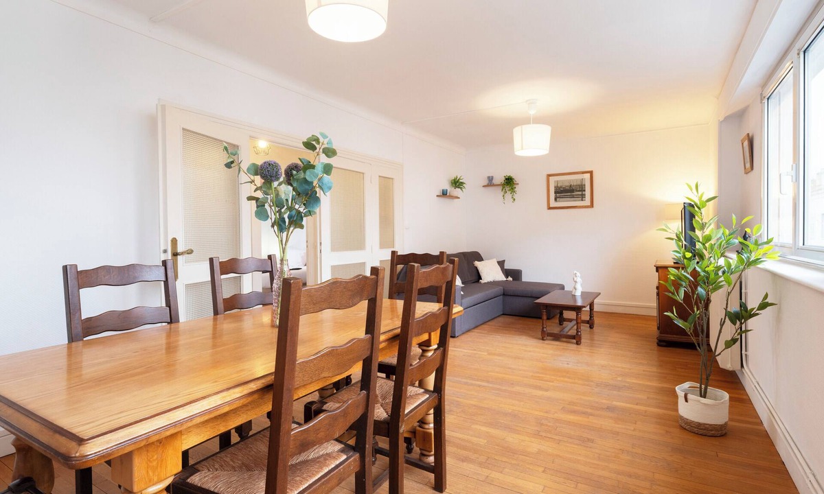 Poincare - Foch - Anatole France - Croix de Bourgogne Apartment | Hôtel des Cousines – Lana/Appartement 4 personnes Nancy