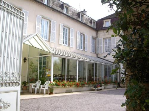 Semur-en-Auxois Hotel | Hôtel des Cymaises