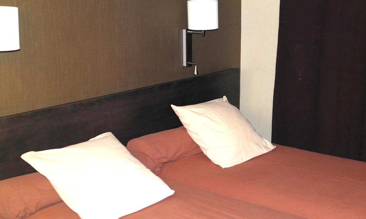 Le Coteau Hotel | Hôtel des Lys