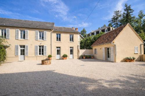 Bourbon-Lancy Apartment | Hôtel des Thermes