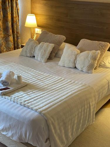 Semur-en-Auxois Hotel | Hôtel du Commerce