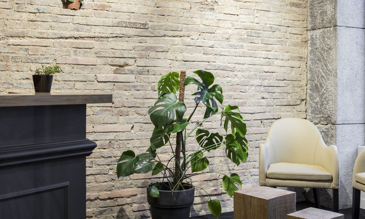 Laval Hotel | Hôtel du Maine