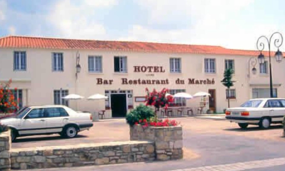 Beauvoir-sur-Mer Hotel | Hôtel du Marché