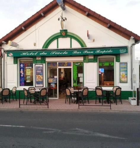 Cercy-la-Tour Hotel | Hôtel du siècle