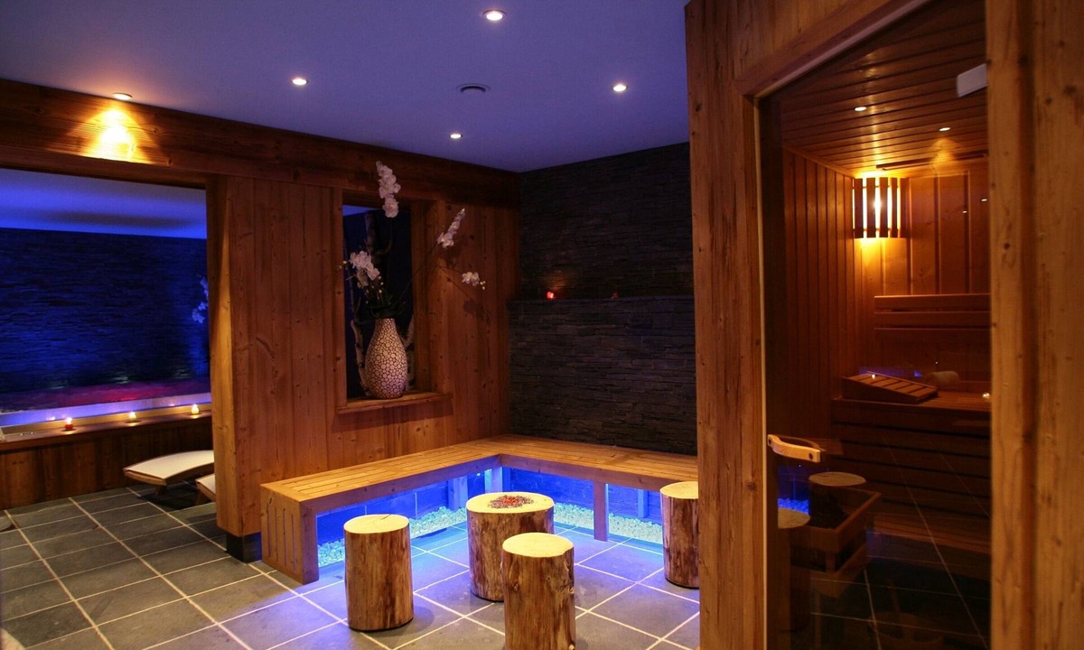 Correncon-en-Vercors Hotel | Hôtel et SPA Les Clarines