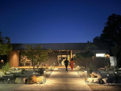 Cugnaux Hotel | Hôtel & Events LE PATIO OCCITAN Toulouse Ouest - Cugnaux