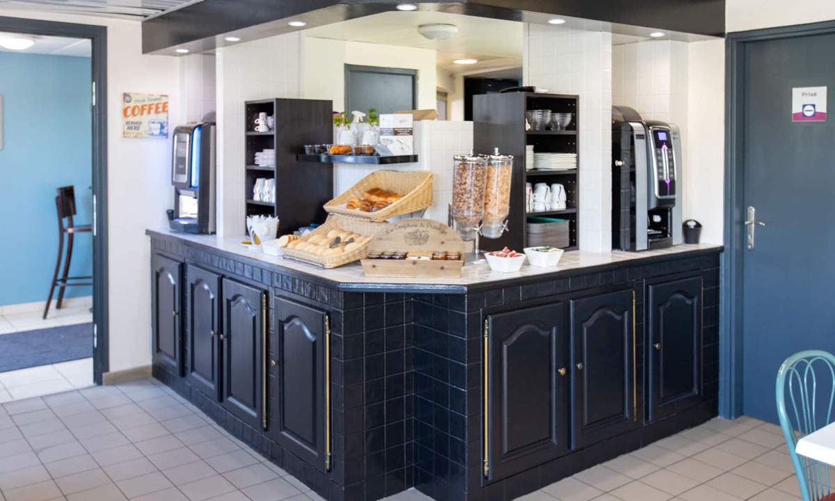 Saint Tronquet Business Park Hotel | Hôtel Face West Le Pontet