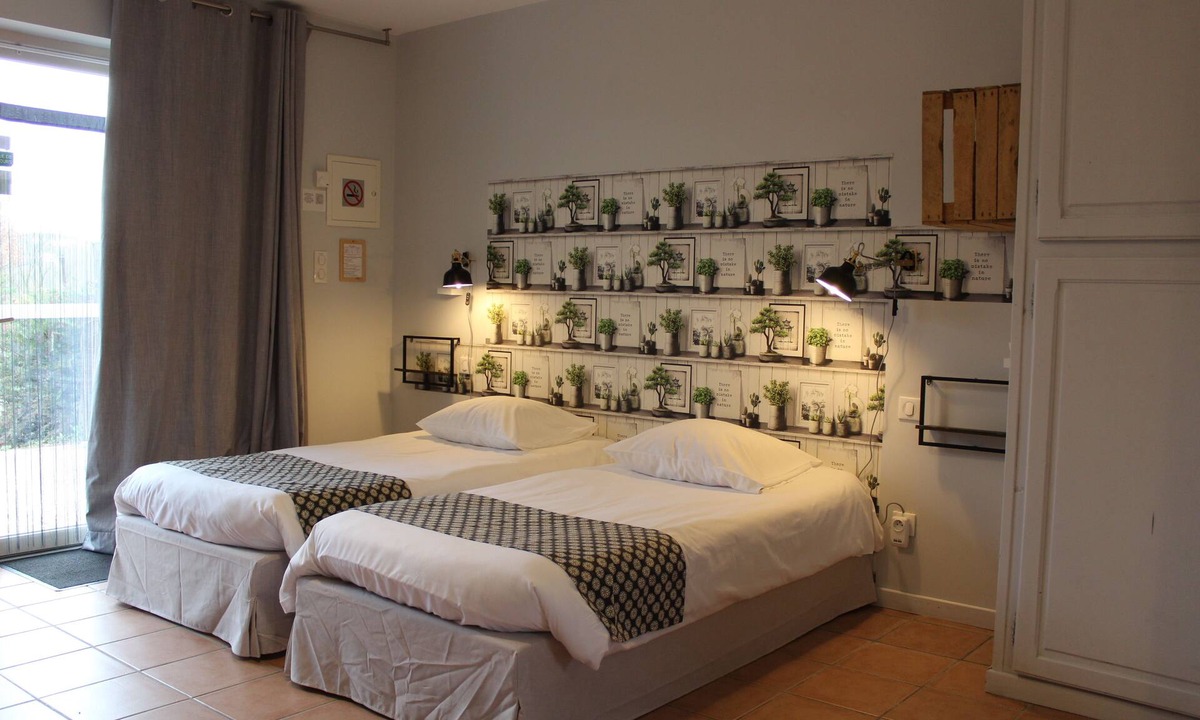 Cajarc Hotel | Hôtel-Gîte La Peyrade