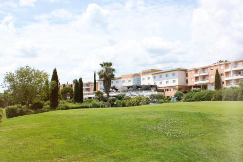 Juvignac Hotel | Hôtel Golf Fontcaude