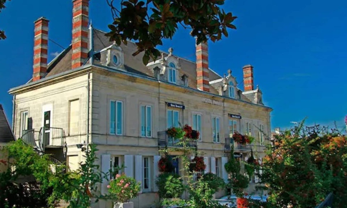 Coutras Hotel | Hôtel Henri IV