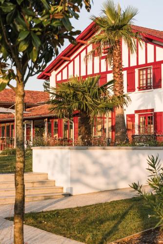 Arbonne Hotel | Hôtel INDARRA & SPA - Piscine