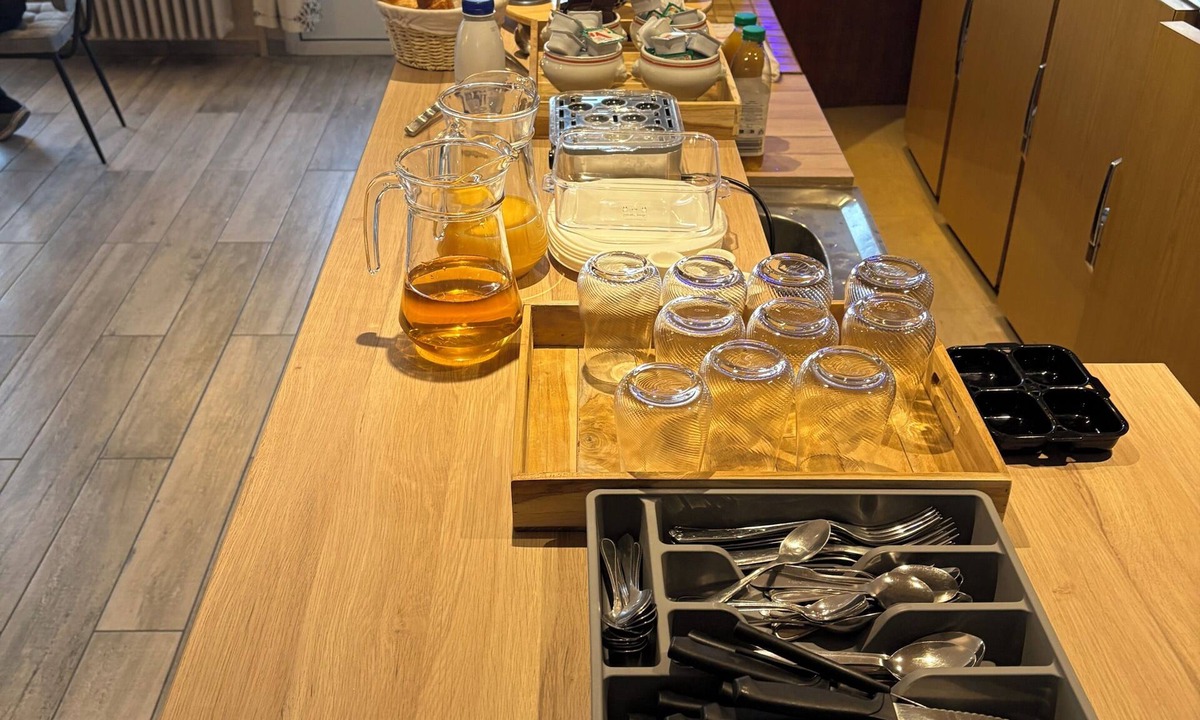 Esclavelles Hotel | Hôtel L'Escale des Hayons