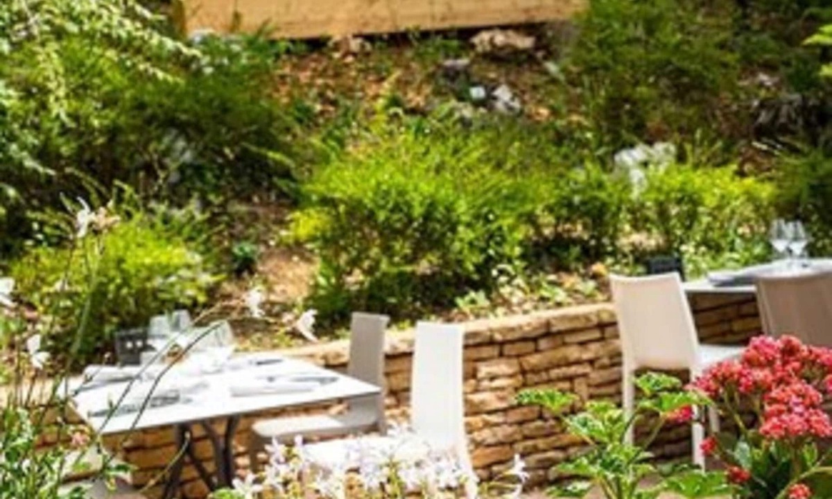 Savigny-les-Beaune Hotel | Hôtel L'Ouvrée Restaurant le 428