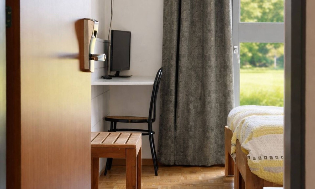 Malvilliers Hotel | Hôtel La Croisée Neuchâtel