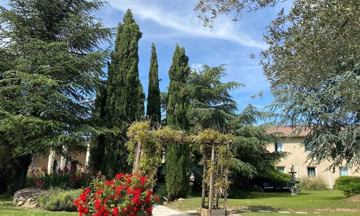 Chesnes Hotel | Hôtel La Roselière