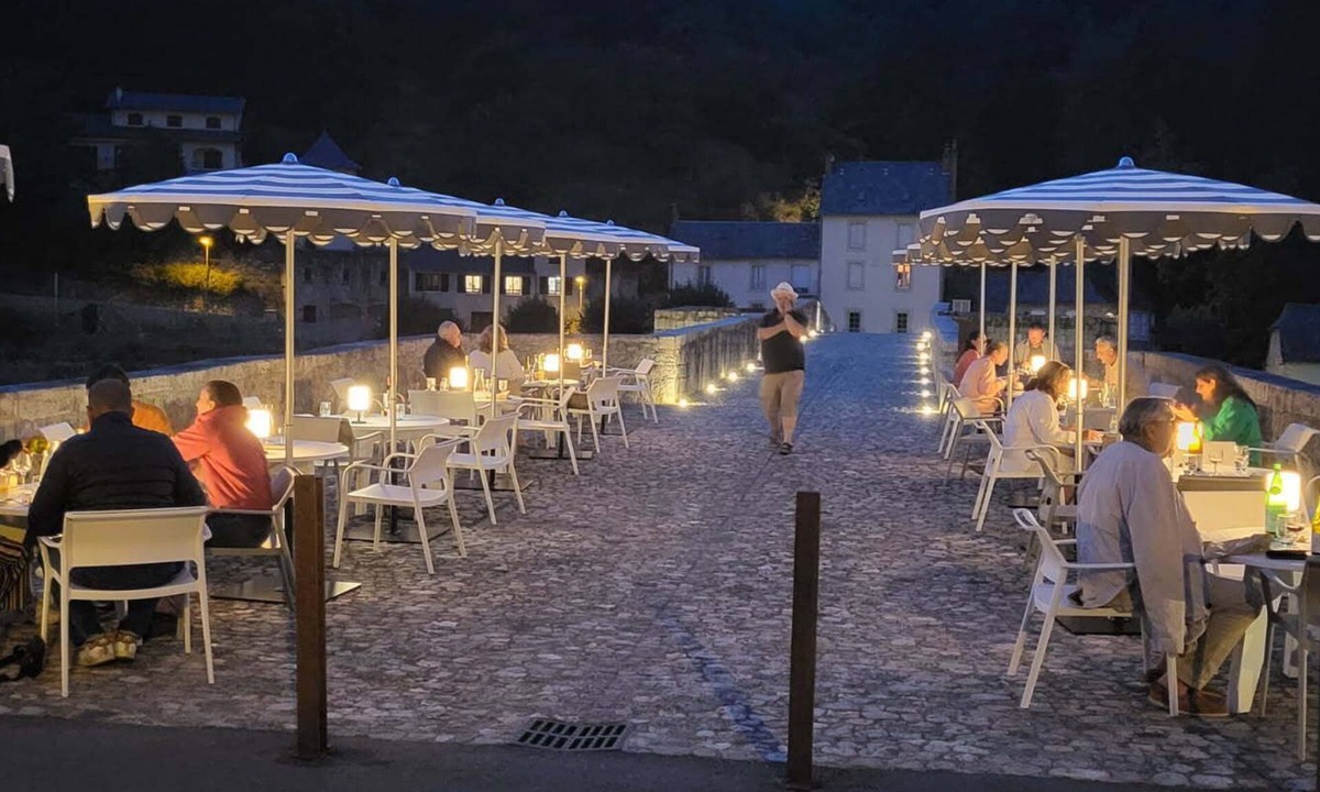 Entraygues-sur-Truyere Hotel | Hôtel La Rivière