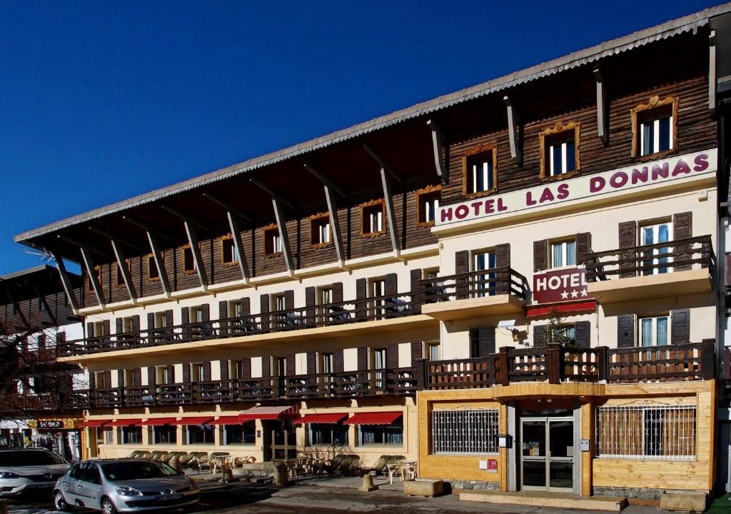 Saint-Etienne-de-Tinee Hotel | Hôtel Las Donnas, Auron