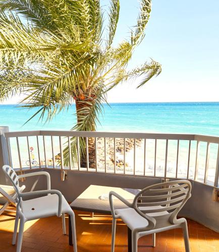 Menton Hotel | Hôtel Le Dauphin