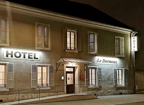 Mehun-sur-Yevre Hotel | Hôtel Le Dormeux