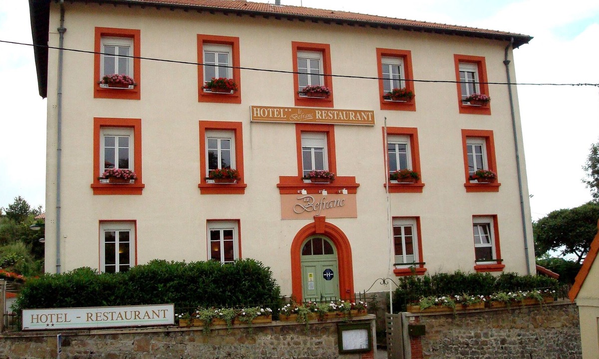 Saint-Bonnet-le-Chateau Hotel | Hôtel le Befranc