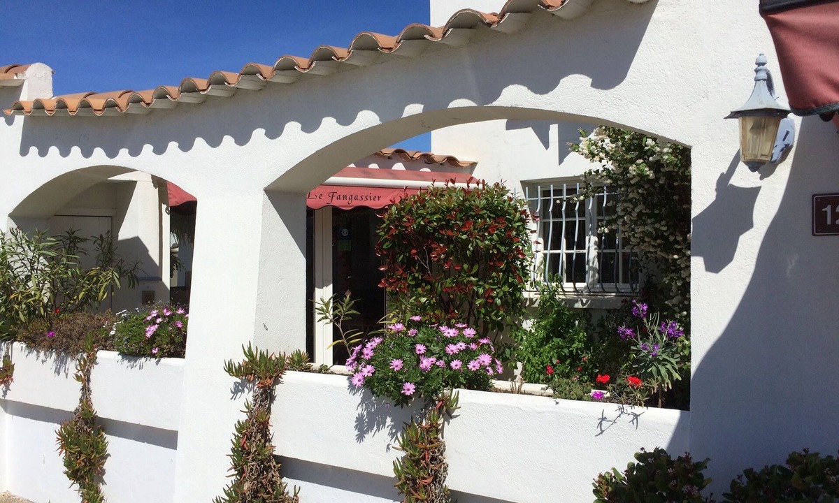 Saintes-Maries-de-la-Mer Hotel | Hôtel Le Fangassier