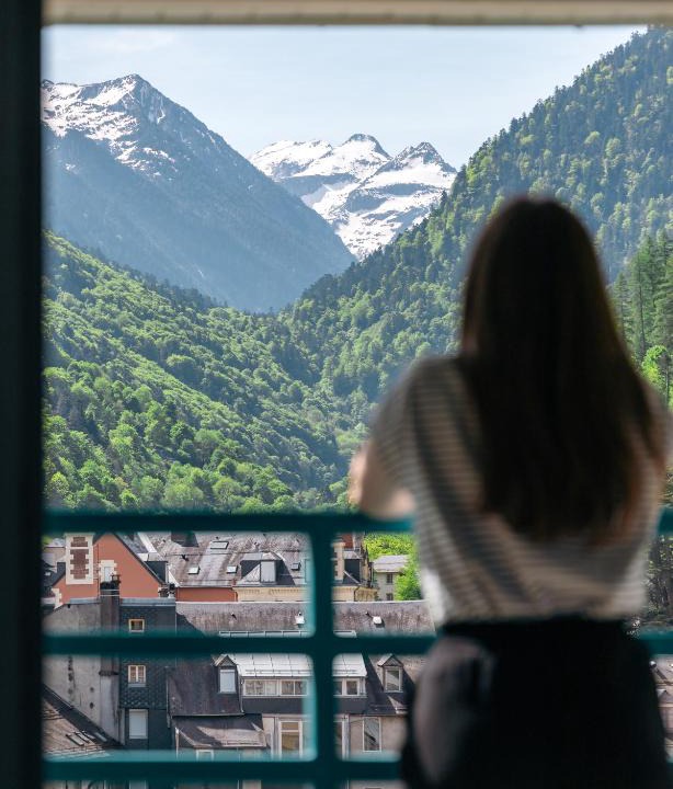 Cauterets Hotel | Hôtel Le Lys