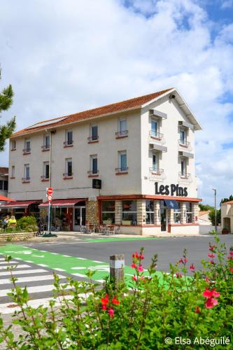 Saint-Trojan-les-Bains Hotel | Hôtel Les Pins - Oléron