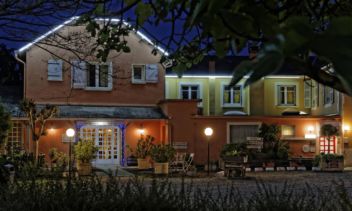 Ousse Hotel | Hôtel Les Pyrénées